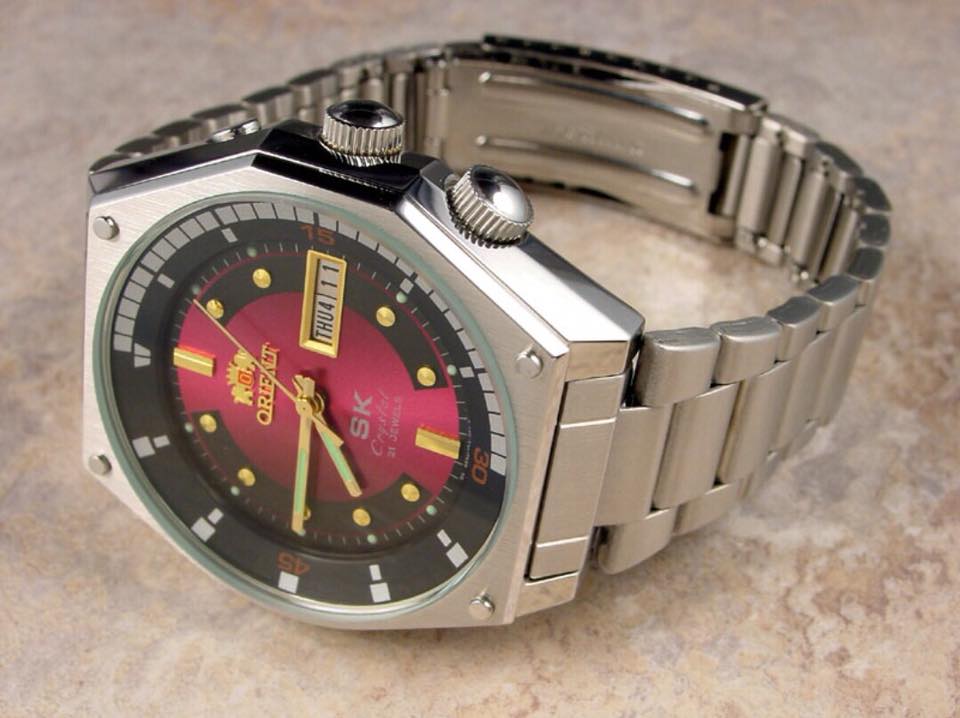 Часы мужские купить на авито в москве. Наручные часы Orient 2eu00002c. Часы японский Ориент часы японский Ориент.