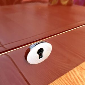 hộp lắc lên cót đồng hồ